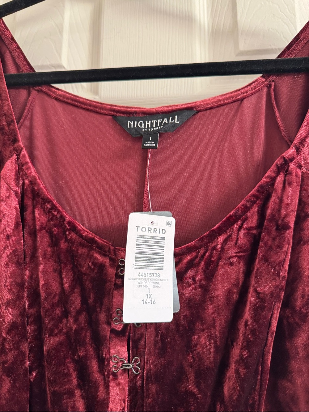 NWT Torrid Nightfall Velvet Maxi Dress - Picture 5 of 5